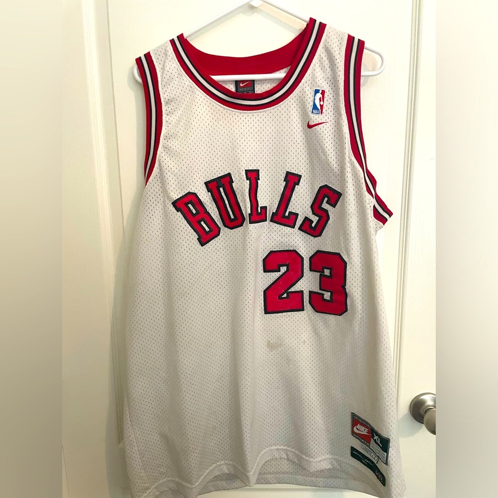 1984 Michael Jordan Nike jersey